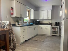 1228 Highland Ave in Mankato, MN - Building Photo - Building Photo