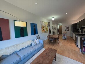 346-354-354 Congress St in Boston, MA - Building Photo - Building Photo