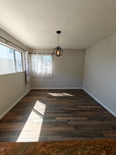 826 W Lambert Rd in La Habra, CA - Foto de edificio - Building Photo