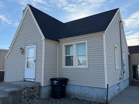 820 Central Ave in Billings, MT - Building Photo