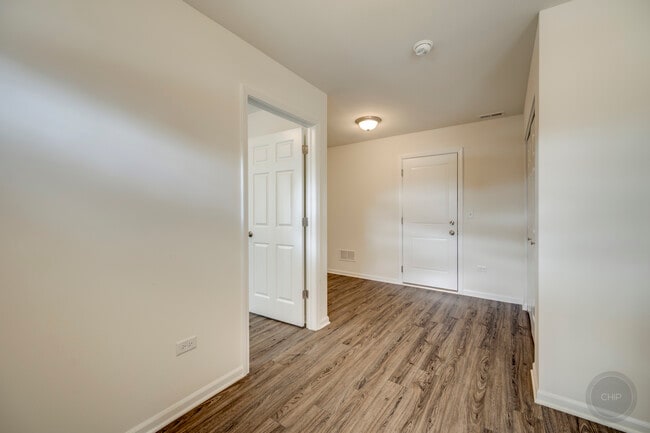 4138 Irving Rd in Aurora, IL - Building Photo - Building Photo