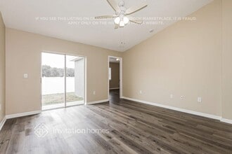 3022 Summer House Dr in Valrico, FL - Building Photo - Building Photo