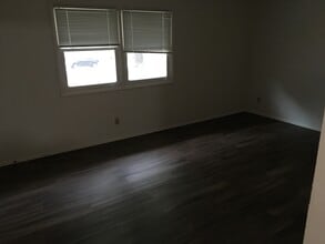 2940 N 58th St in Lincoln, NE - Building Photo - Building Photo