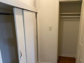 1/2 W Olympic Blvd-Unit -1005 in Los Angeles, CA - Building Photo - Building Photo