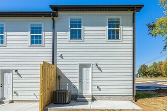 1410 Bluebird Rd in Lebanon, TN - Building Photo - Building Photo