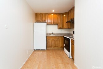 322 2nd Ave in San Francisco, CA - Building Photo - Building Photo