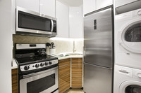 241 E 24th St-Unit -6 in New York, NY - Building Photo - Building Photo