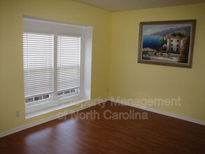 1232 Rocket Ln in Charlotte, NC - Building Photo - Building Photo