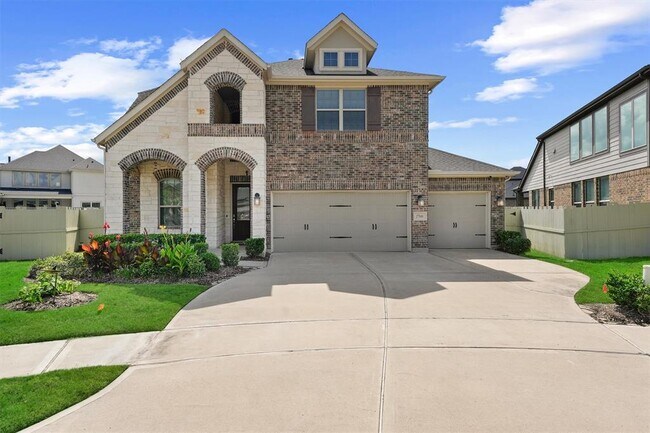 17040 Shy Leaf Ct in Shenandoah, TX - Building Photo - Building Photo