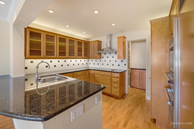 property at 383 Lombard St
