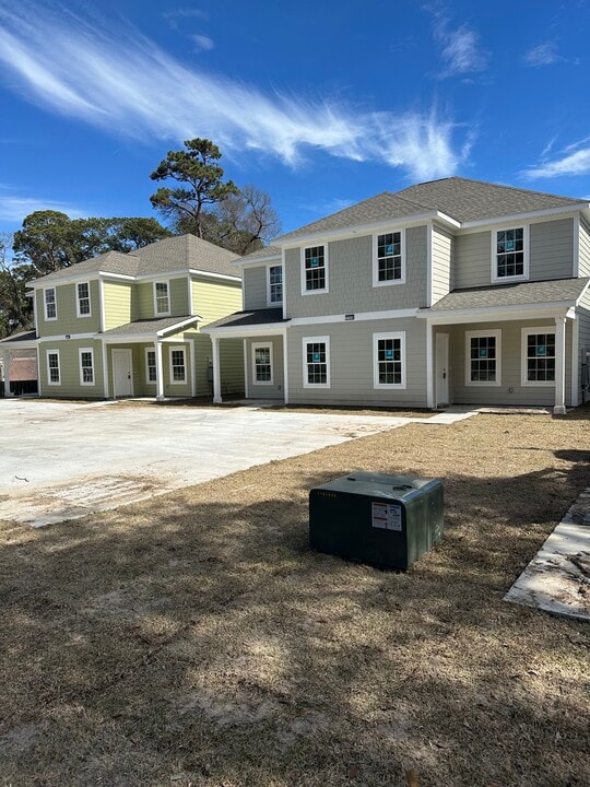 7711-7715 Johnny Mercer Blvd in Savannah, GA - Foto de edificio