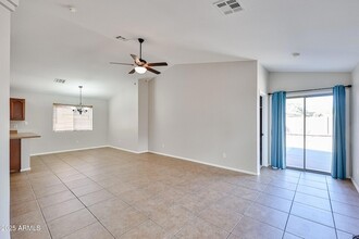 956 S 239th Ln, Unit GO8105A in Buckeye, AZ - Building Photo - Building Photo