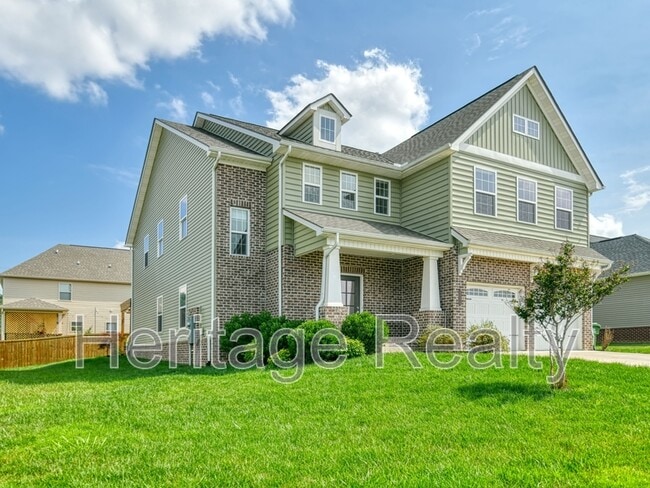2212 Scarlet Tanager St in Maryville, TN - Building Photo - Building Photo
