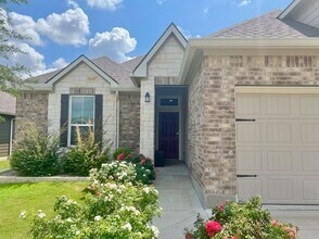 815 Hollyhock Dr in Temple, TX - Building Photo - Building Photo