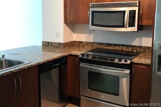 400 N Federal Hwy-Unit -215-S in Boynton Beach, FL - Building Photo - Building Photo