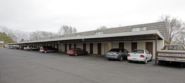 Ponderosa Apartments in Salt Lake City, UT - Foto de edificio - Building Photo