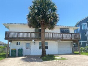 19 N White Heron Dr in La Marque, TX - Building Photo - Building Photo