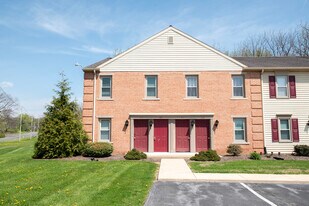 717 Brunnerville Rd in Lititz, PA - Building Photo