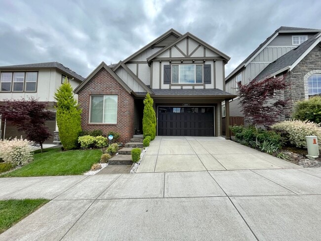 property at 4300 NW Ashbrook Dr