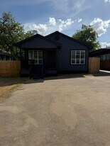1901 S 16th St in Waco, TX - Building Photo