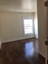 103 7th St, Unit B in Santa Rosa, CA - Foto de edificio - Building Photo