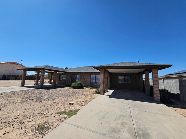 property at 9871 W Santa Cruz Blvd