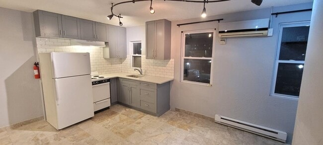 332 49th St in Union City, NJ - Building Photo - Building Photo