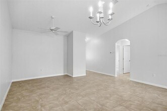 8 Lindsay Dr in Palm Coast, FL - Building Photo - Building Photo