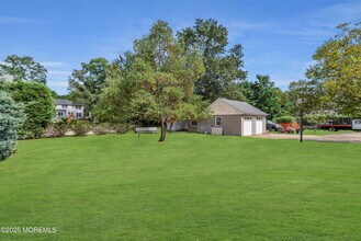 29 Woodrow St in Ocean Township, NJ - Building Photo - Building Photo