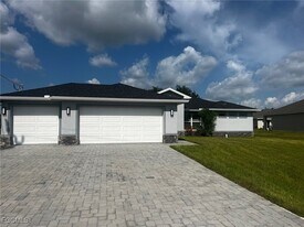 4109 NE 22nd Ave in Cape Coral, FL - Building Photo