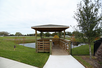 Richey Woods Senior Living - A 55+ Community in New Port Richey, FL - Building Photo - Building Photo