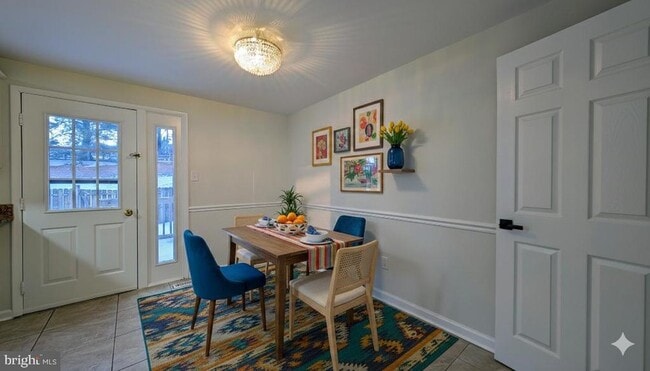 11181 Captain's Walk Ct in North Potomac, MD - Building Photo - Building Photo