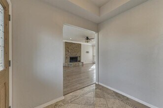 4 Whittier Ct in Highland Village, TX - Foto de edificio - Building Photo