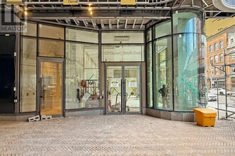 88 Queen St E in Toronto, ON - Building Photo - Building Photo