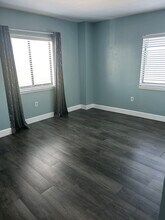 466 Revere St, Unit 2 in Revere, MA - Foto de edificio - Building Photo