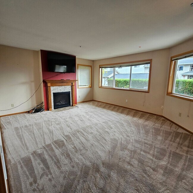 26325 Illinois Ave NE in Kingston, WA - Building Photo - Building Photo