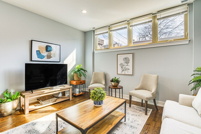 property at 2113 W Armitage Ave