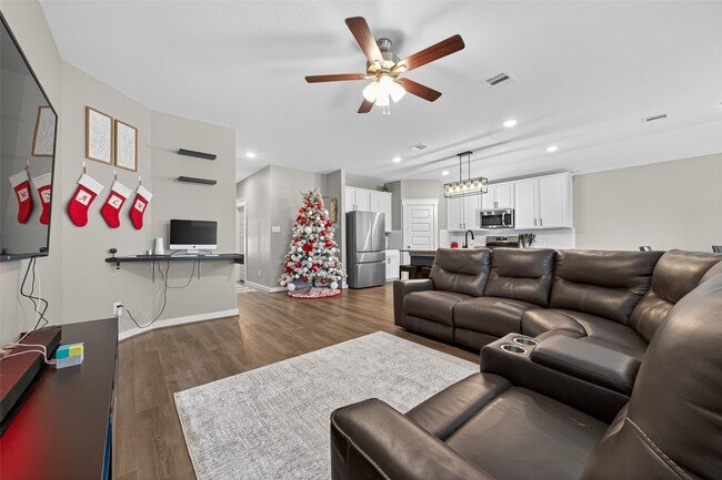 property at 30301 Kingston Heath Dr