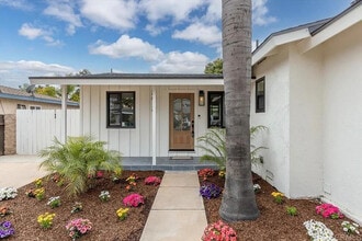 2612 Davis Ave in Carlsbad, CA - Building Photo - Building Photo
