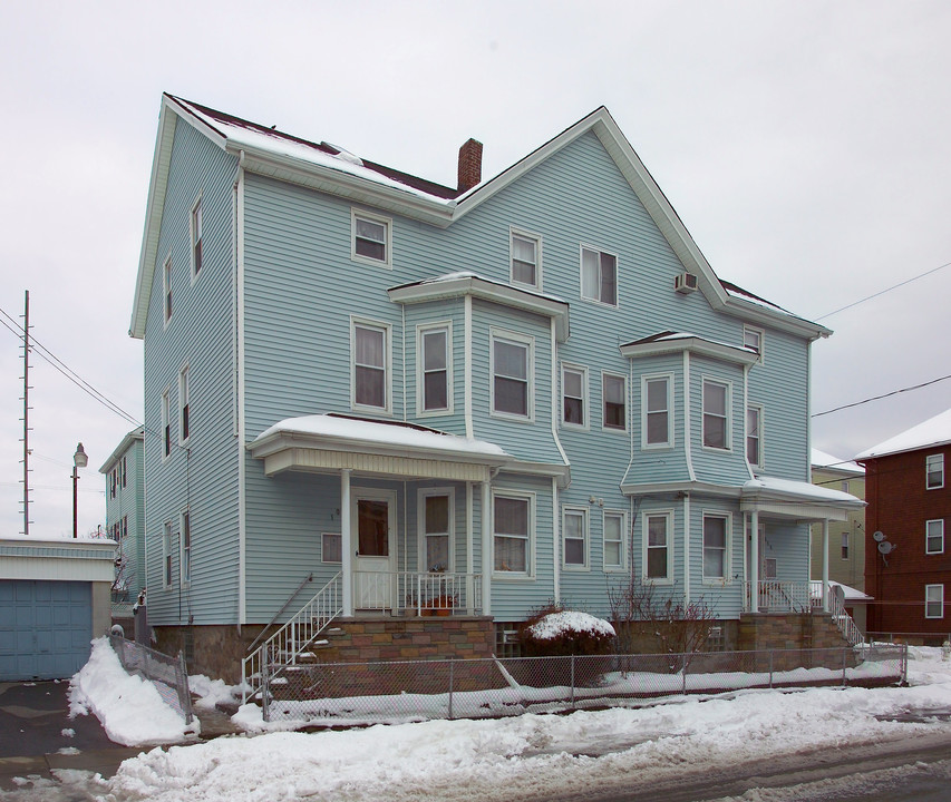 108-116 Merchant St in Fall River, MA - Foto de edificio