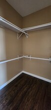 938 S Bernal Ave in Los Angeles, CA - Building Photo - Building Photo