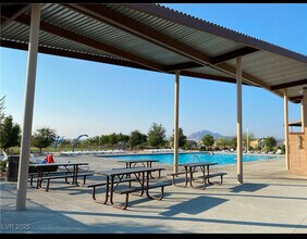 727 Pickled Pepper Pl in Henderson, NV - Building Photo - Building Photo