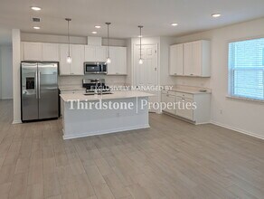 8225 Cedar Run Ln in Jacksonville, FL - Foto de edificio - Building Photo