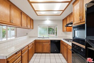 25842 Browning Pl in Stevenson Ranch, CA - Building Photo - Building Photo