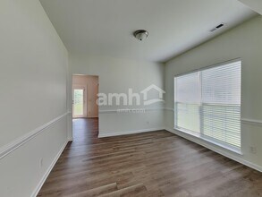 4513 Sedgewood Ln in Harrisburg, NC - Building Photo - Building Photo