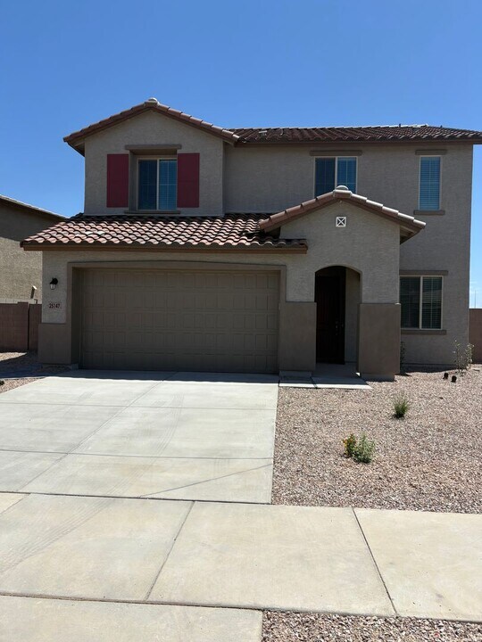 25147 N 156th Ln in Surprise, AZ - Building Photo