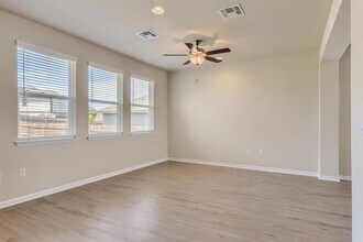 9717 Eloquence Dr in Manor, TX - Building Photo - Building Photo