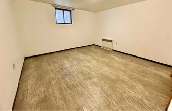 302 W 7th St in McCook, NE - Building Photo - Building Photo