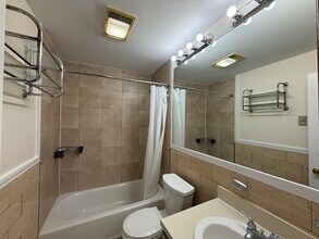 10 Rollins Ct in Cambridge, MA - Building Photo - Building Photo
