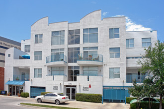 Residences of Museum Place in Fort Worth, TX - Building Photo - Building Photo